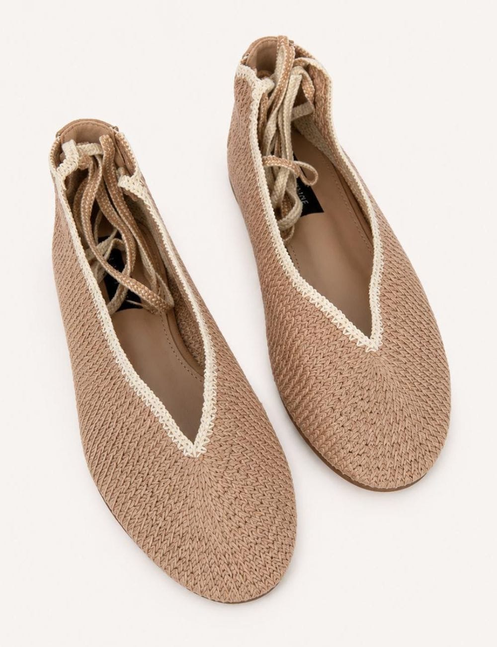 Ballerina alla schiava Ines