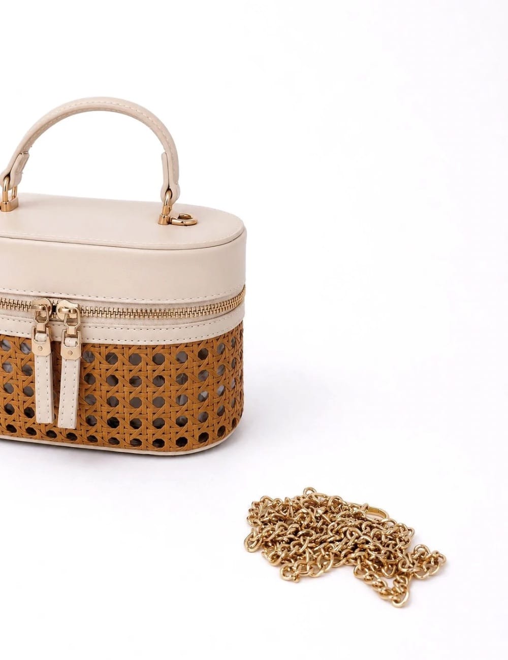 Bag bauletto rattan