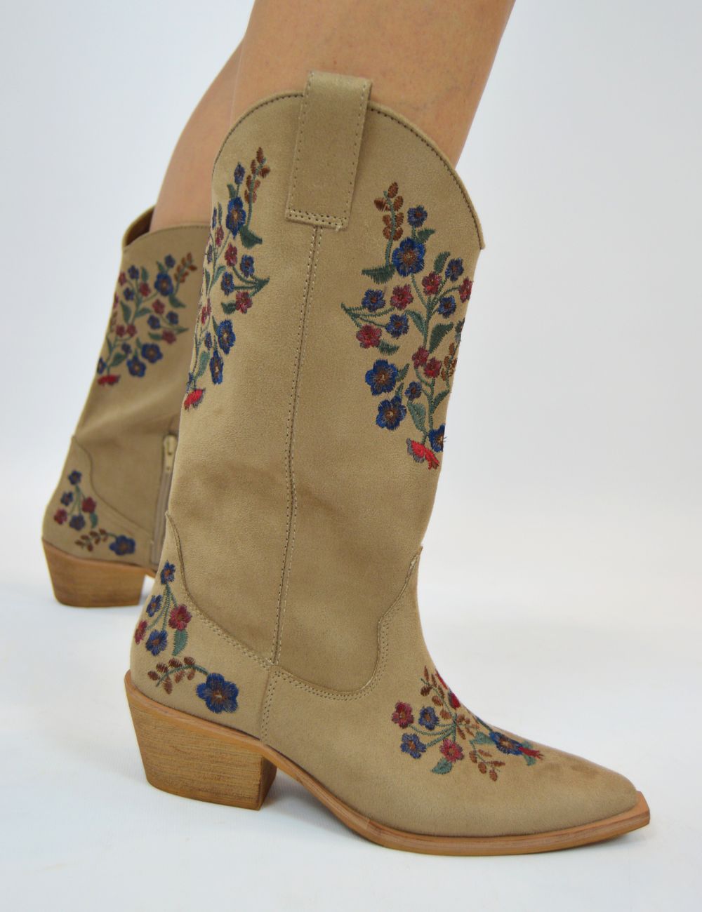 Texano con ricamo fiori Lucy