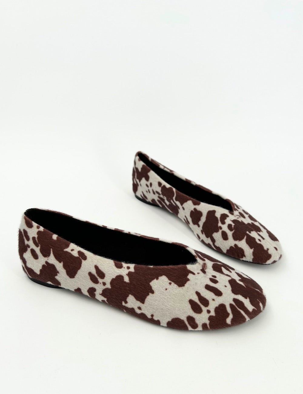 Ballerina linear cow Masha